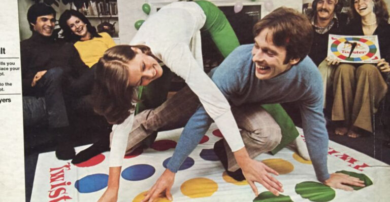 12 Beloved Toys And Games from the ’60s and ’70s We Would Enjoy Playing Today