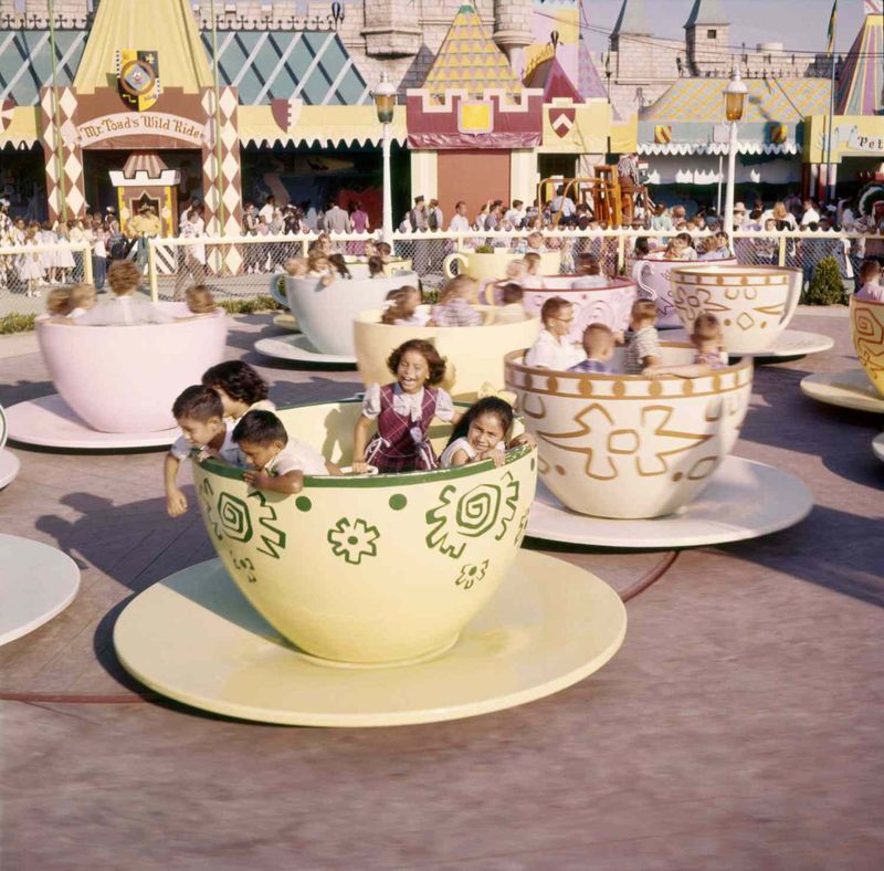 Charming Tea Cup Ride