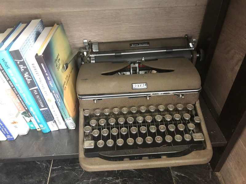 Manual Typewriters