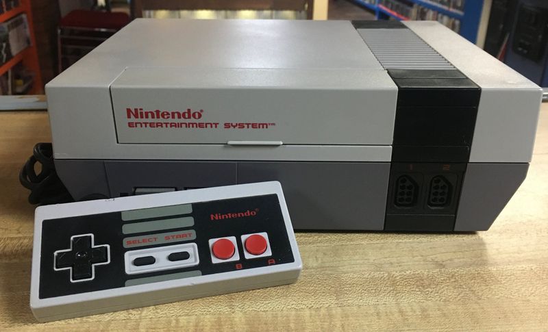 Nintendo Entertainment System (NES)