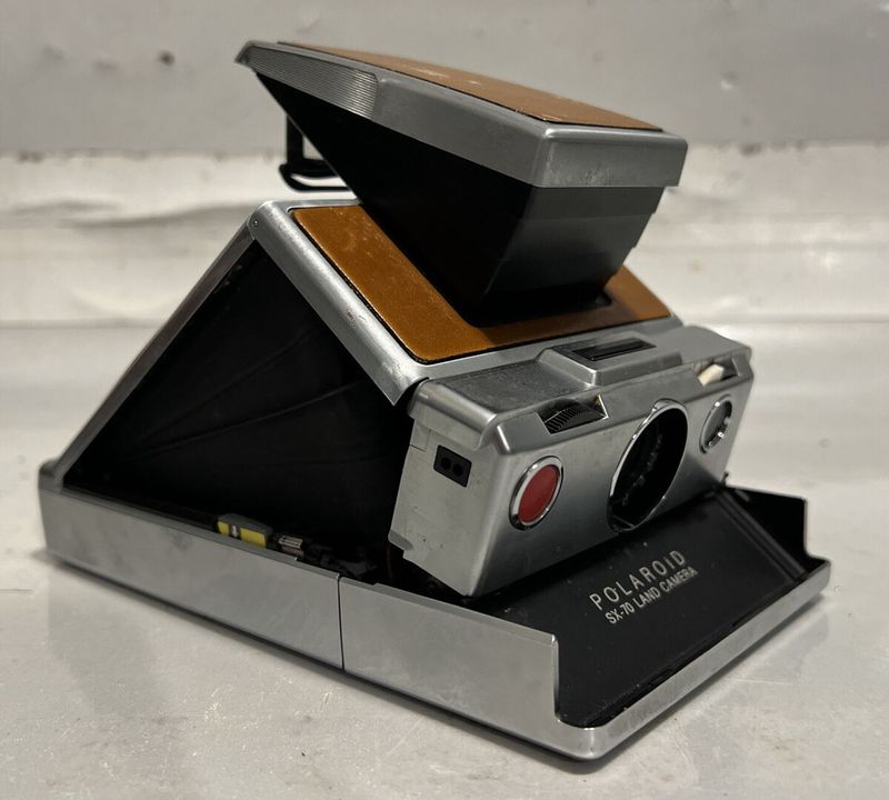 Polaroid SX-70 Camera