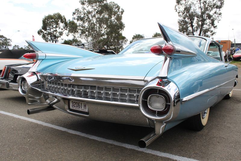 Tailfins