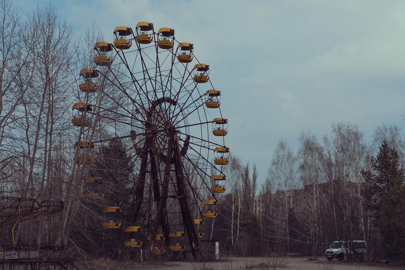 Abandoned Amusement Parks With Mascots That Hadn’t Moved in Decades