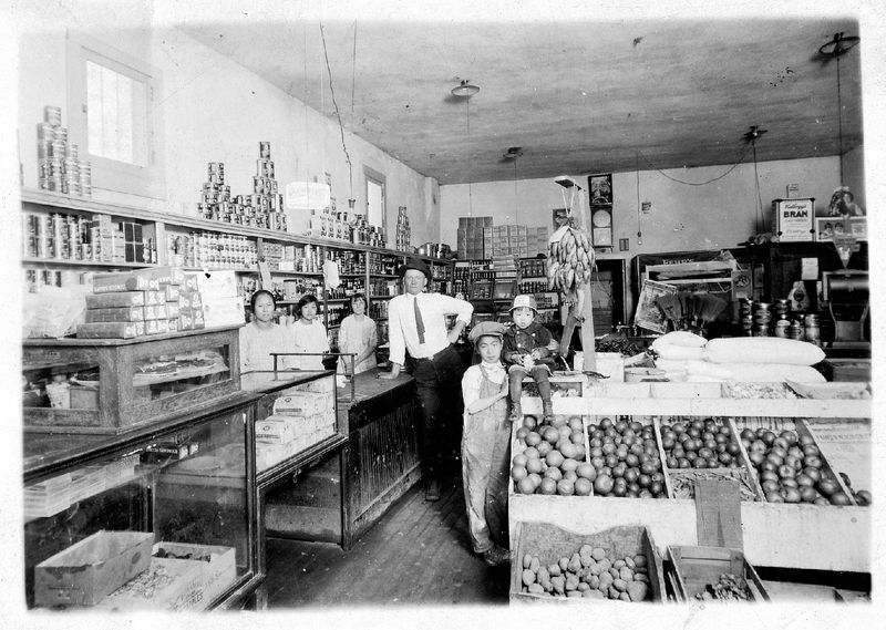 Family-owned Store, 1915