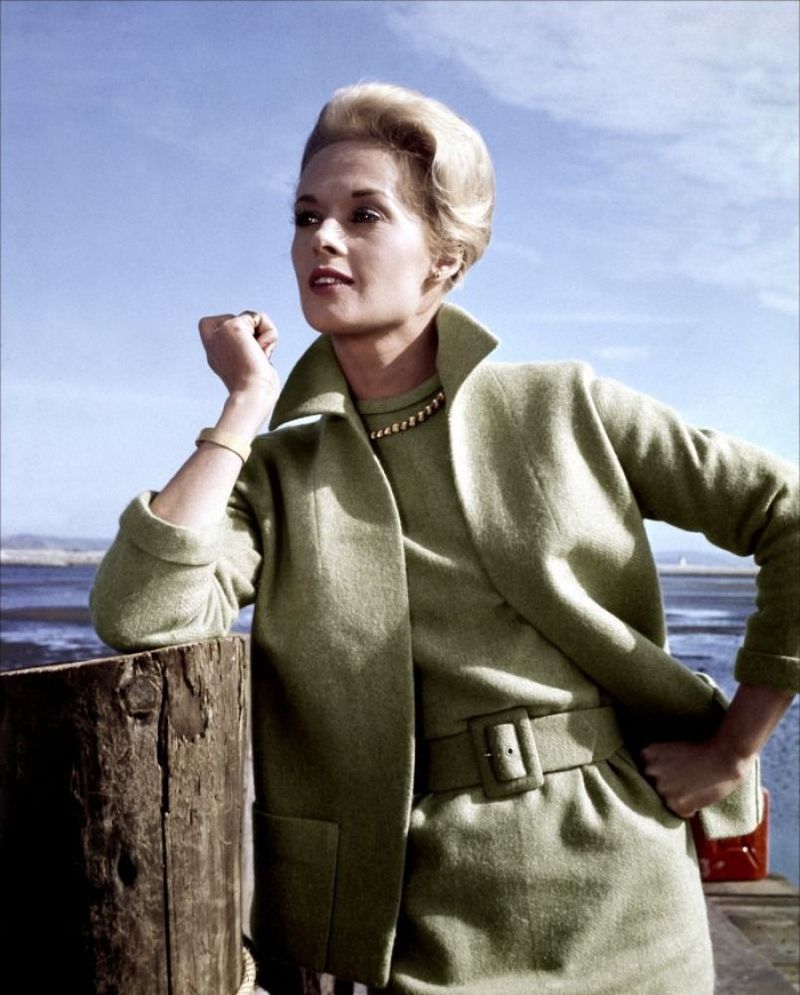 Tippi Hedren’s Green Suit – The Birds (1963)