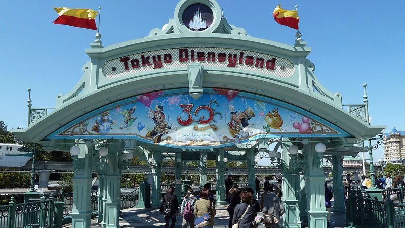 Tokyo Disneyland's Enchanting Debut