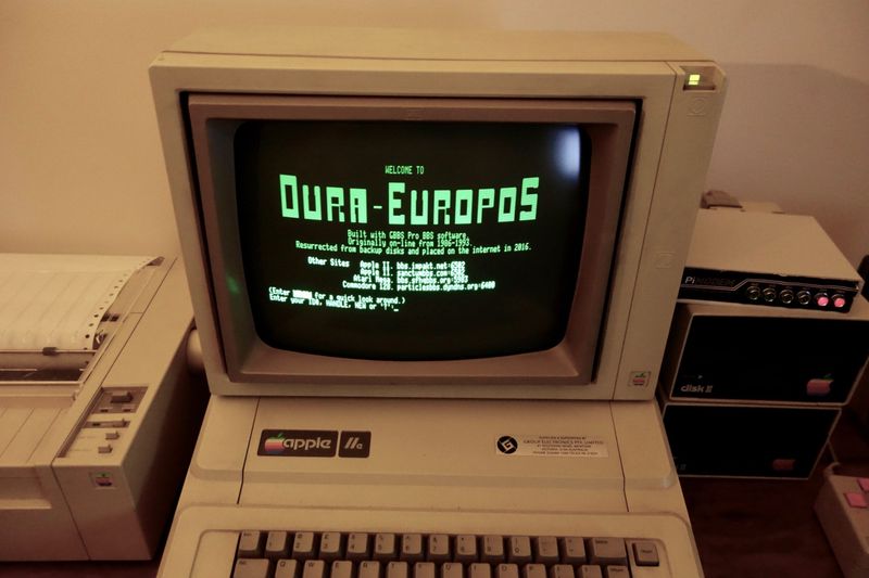 BBS (Bulletin Board System)