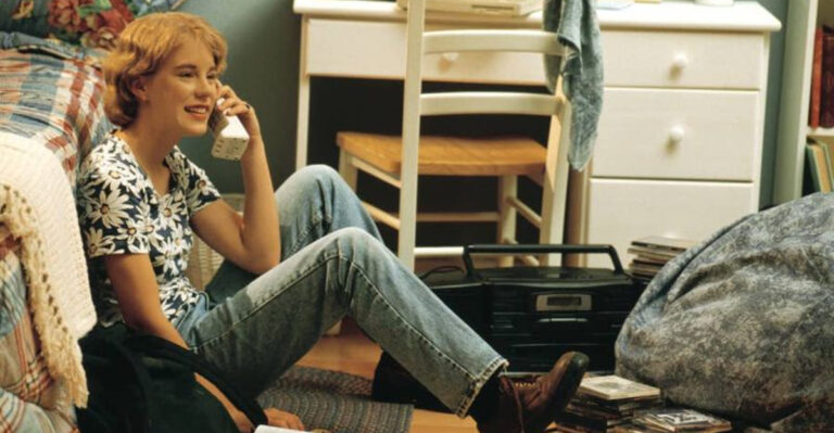16 Ways We Passed the Time Before Screens Took Over