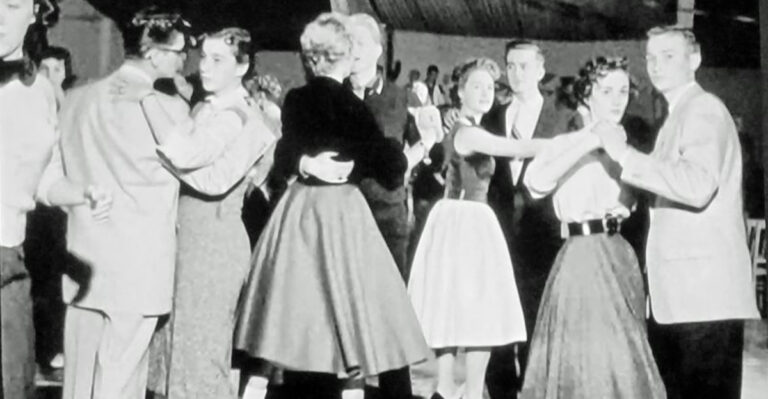 17 Groovy Prom Trends From The 1960s That Boomers Still Talk About