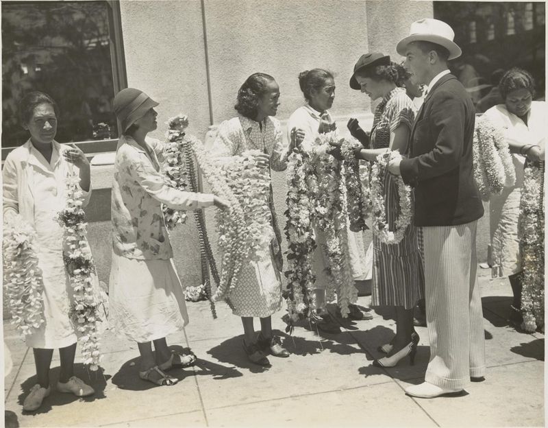 Hawaiian Lei Making