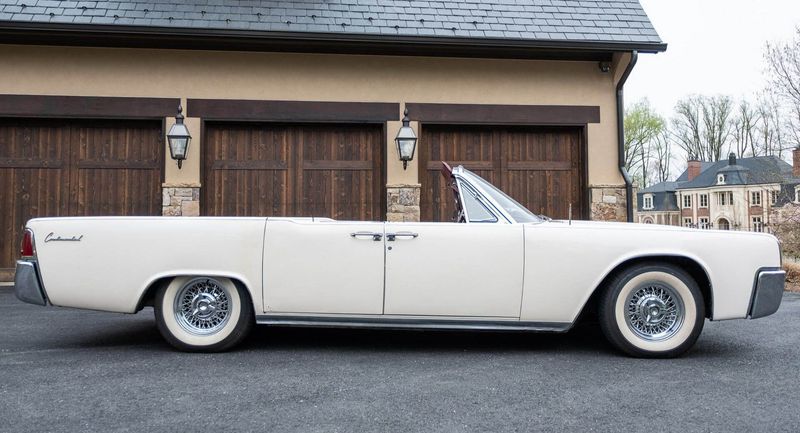 1963 Lincoln Continental Convertible - The Entourage Edition