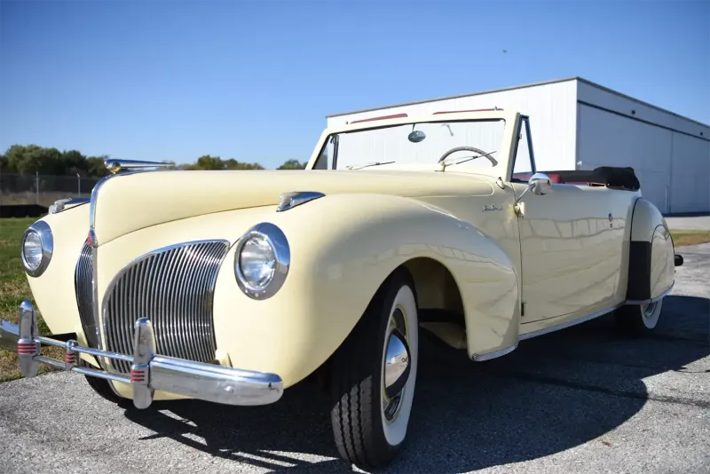 Lincoln Continental: Hollywood's Favorite