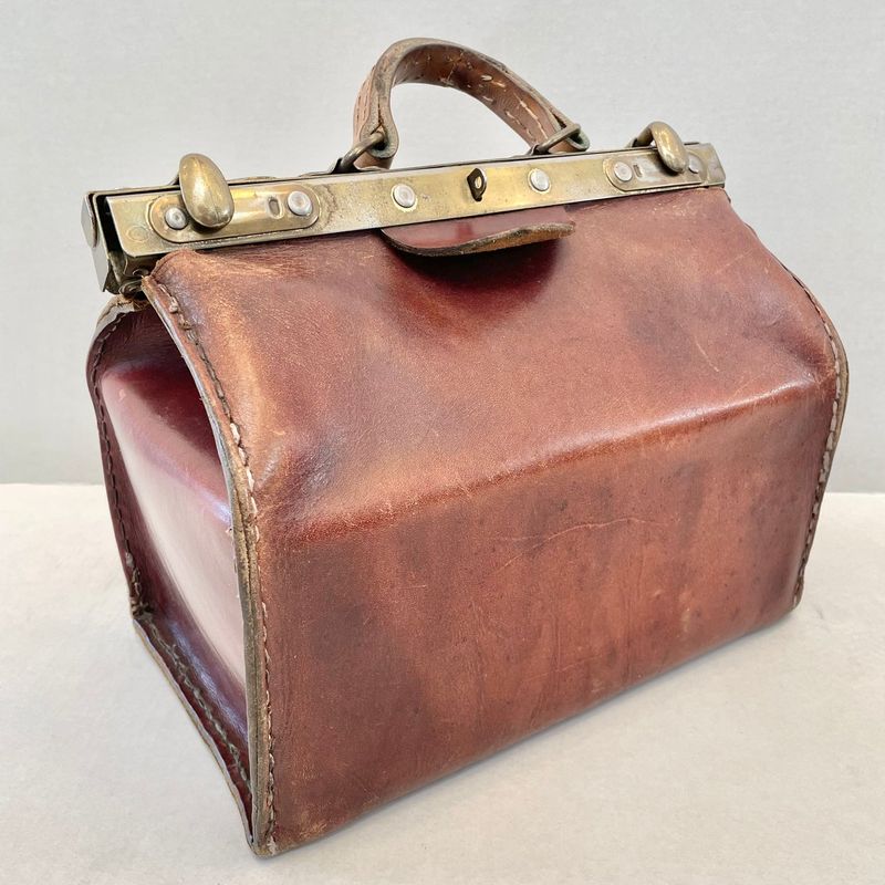 The Structured Handbag