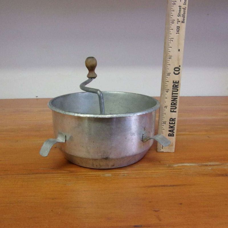 Food Mill: The Manual Food Processor