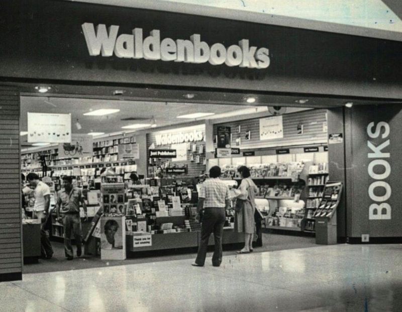 Waldenbooks and B. Dalton Browsing