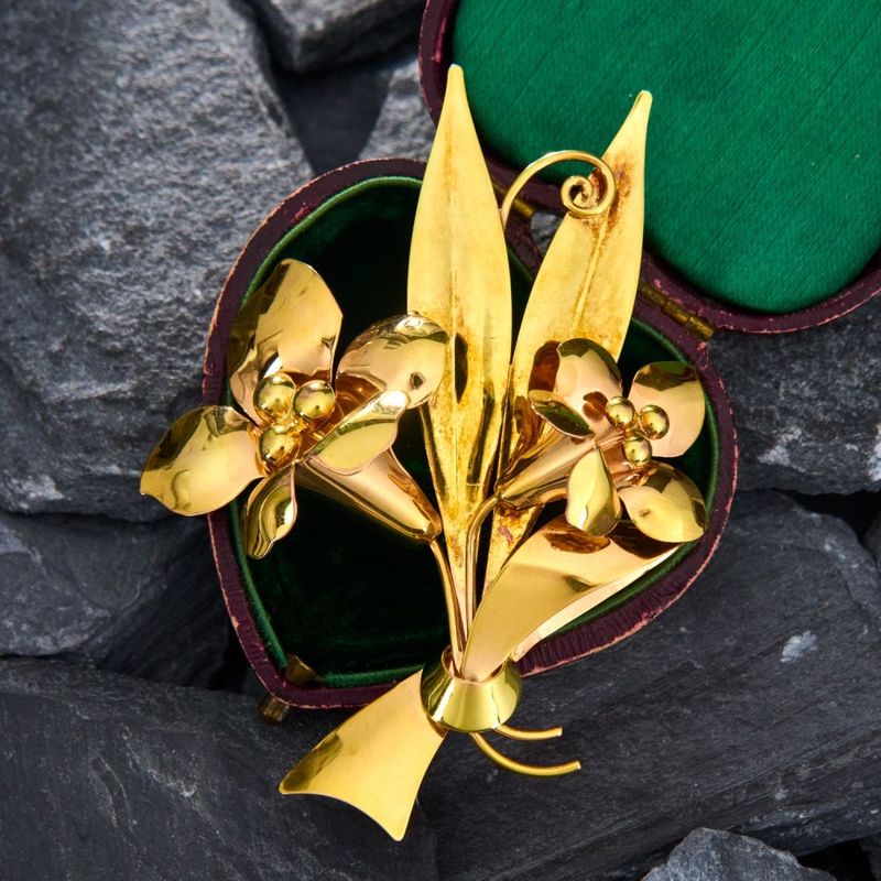 Brooches and Pins