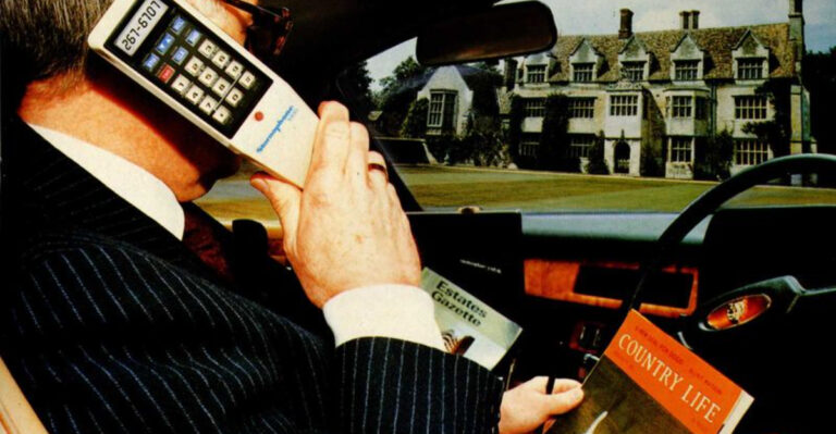 15 Boomer-Era Gadgets That Were “High-Tech” for About Five Minutes