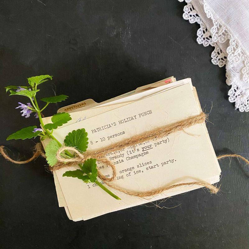 His & Hers Cocktail Recipe Booklets