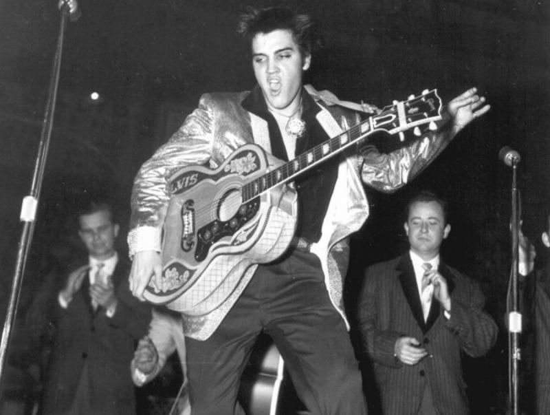 Elvis Presley - Heartbreak Hotel