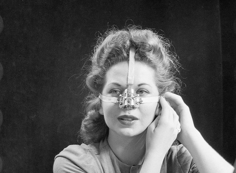 The Nose Shaper