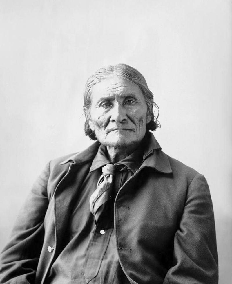 Geronimo in a Studio Portrait – 1898